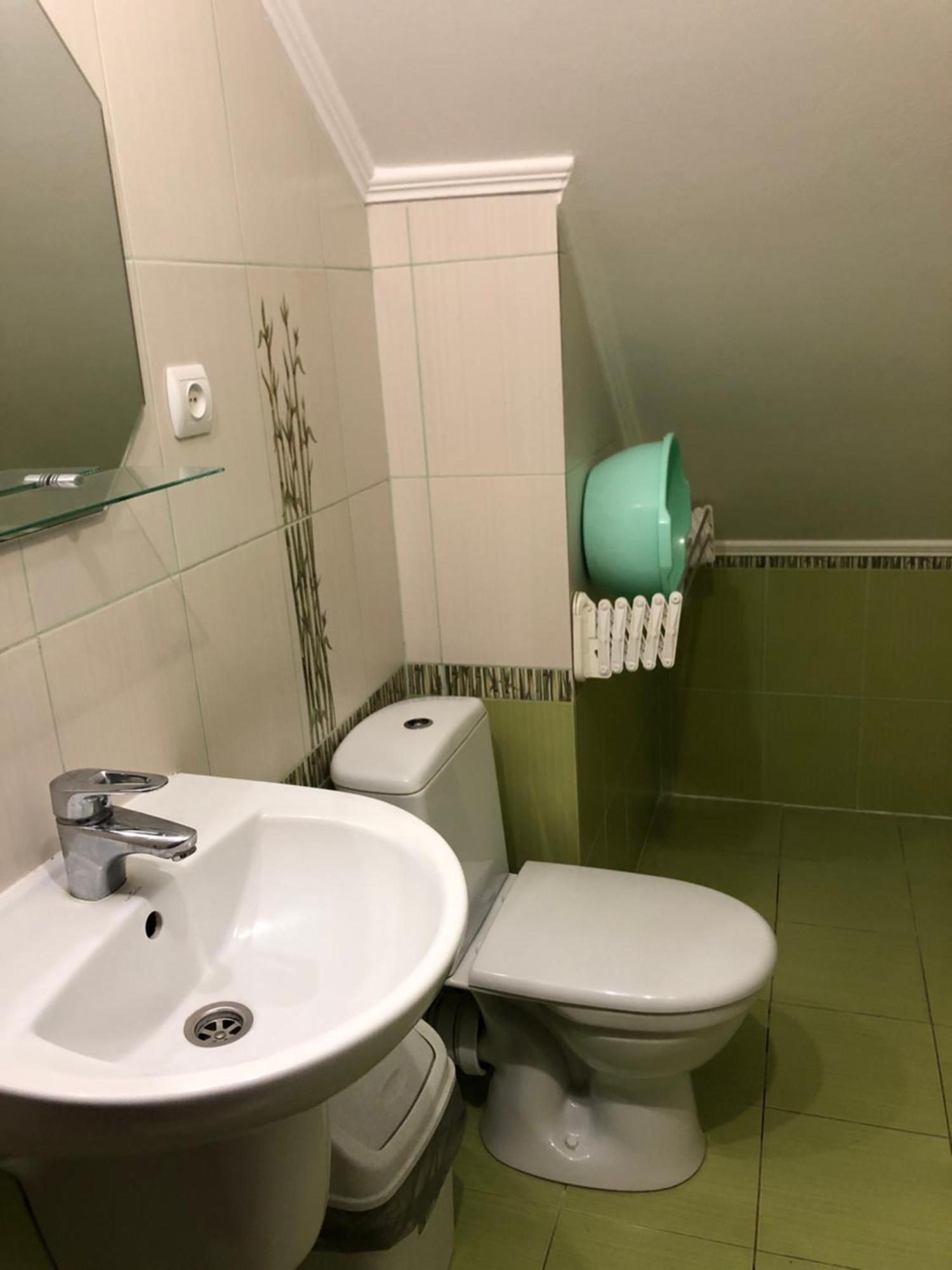 У Оксани Hotel nghỉ mát nghỉ mát Solochin Ngoại thất bức ảnh