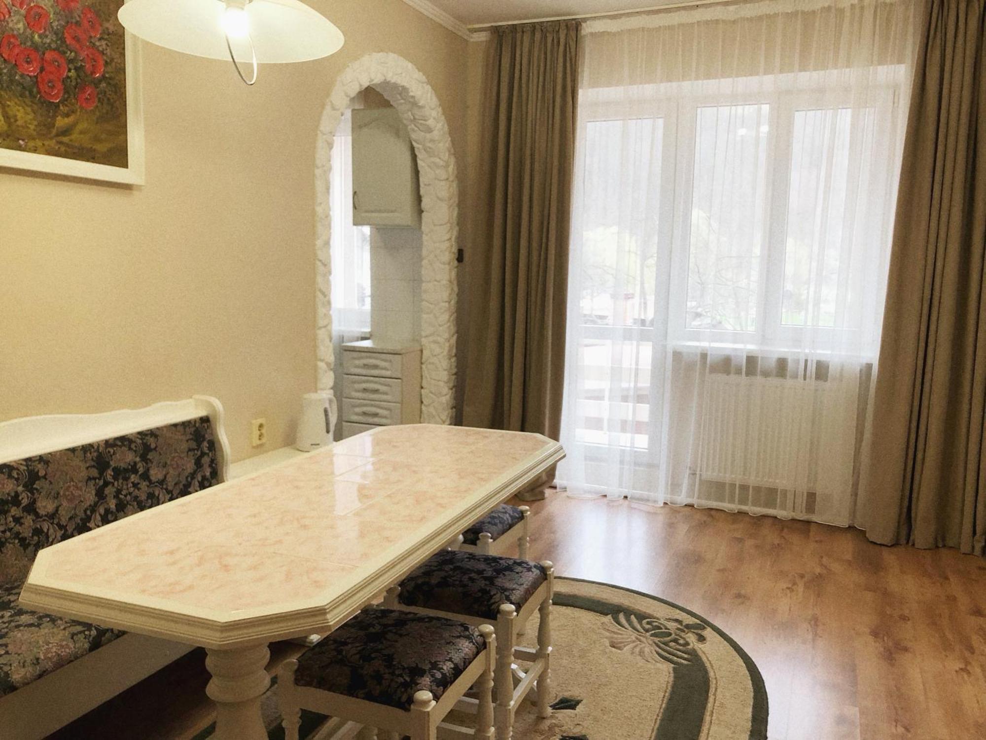 У Оксани Hotel nghỉ mát nghỉ mát Solochin Ngoại thất bức ảnh